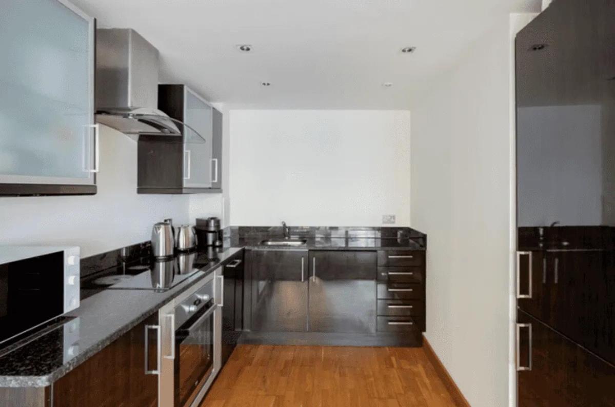 Londwell, Canary Wharf Riverside Retreat, Balcony & Views Apartment